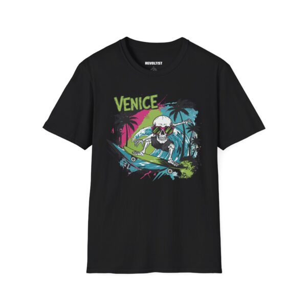 Venice Beach Surf Skateboard Skeleton 80s Style T-Shirt