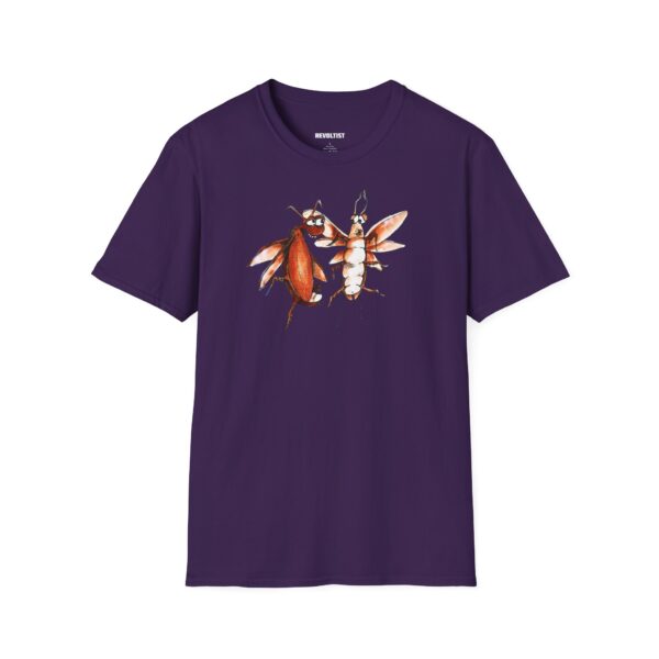 Roach Love Graphic Art T-Shirt - Image 6