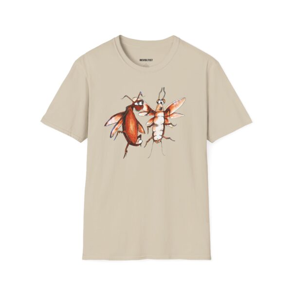Roach Love Graphic Art T-Shirt